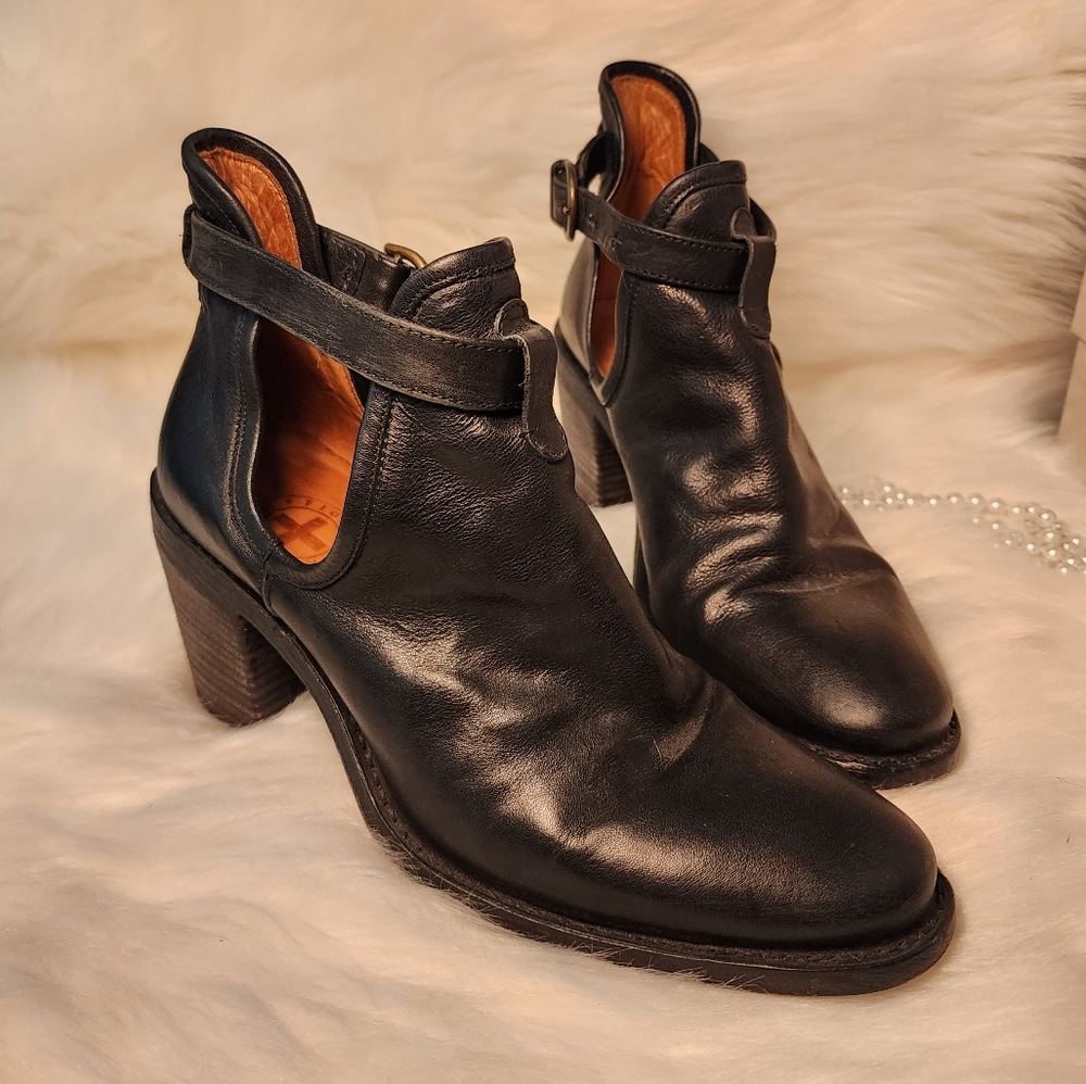 Fiorentini and Baker Heeled Ankle Boot